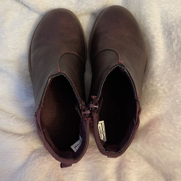 OSH KOSH girls sparkle booties - Picture 2 of 5